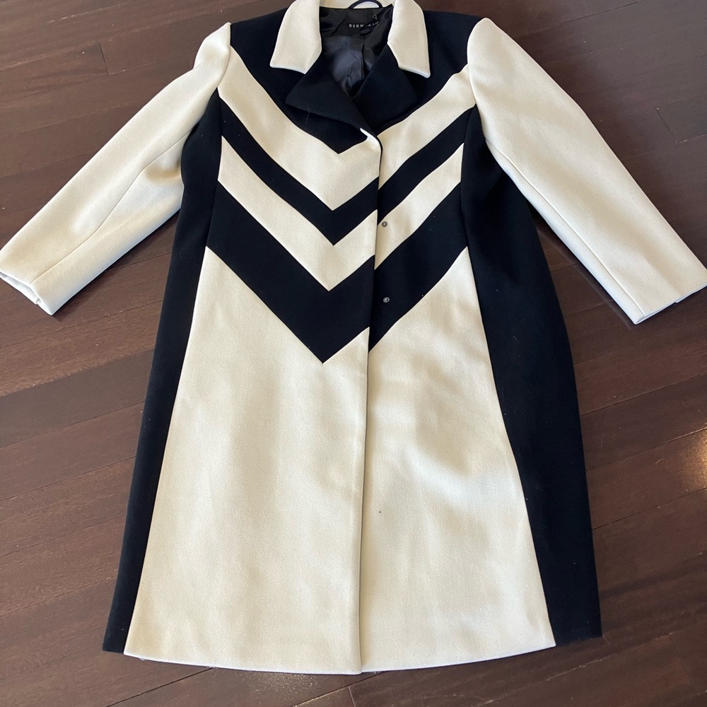 Bernardo Black and White Trench Coat New with Tags